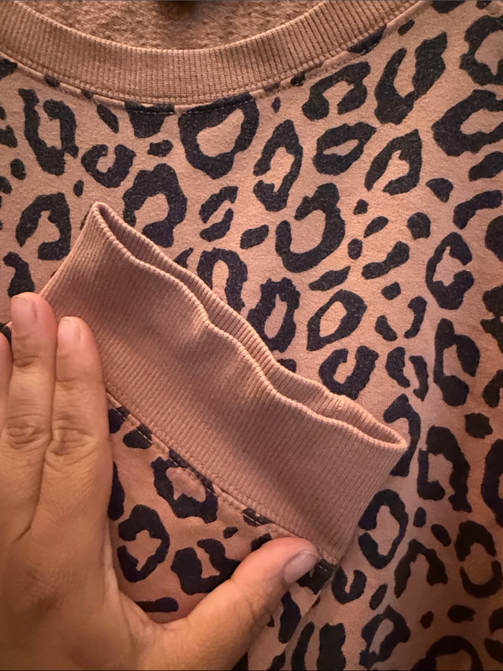 torrid Leopard Print Sweatshirt - Rust and Black - Picture 4 of 6